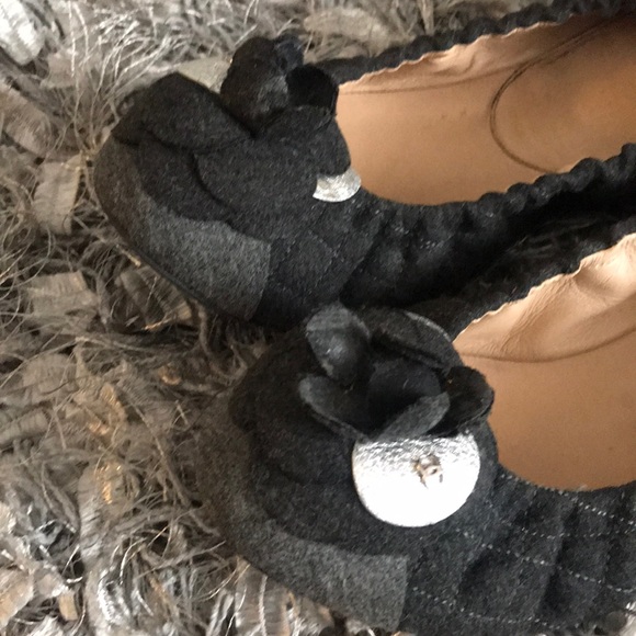 *SOLD* Chanel Ballet Flats - Picture 2 of 8